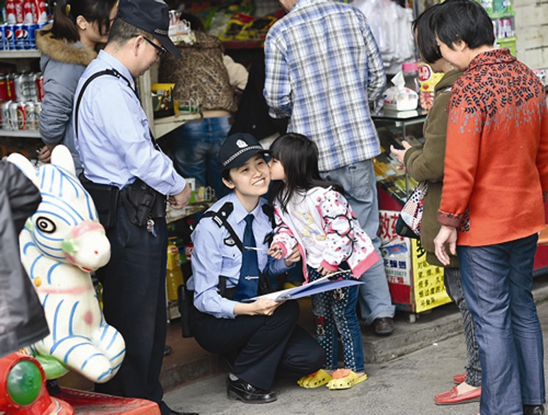 "好民警"邵小轶演绎警民情深