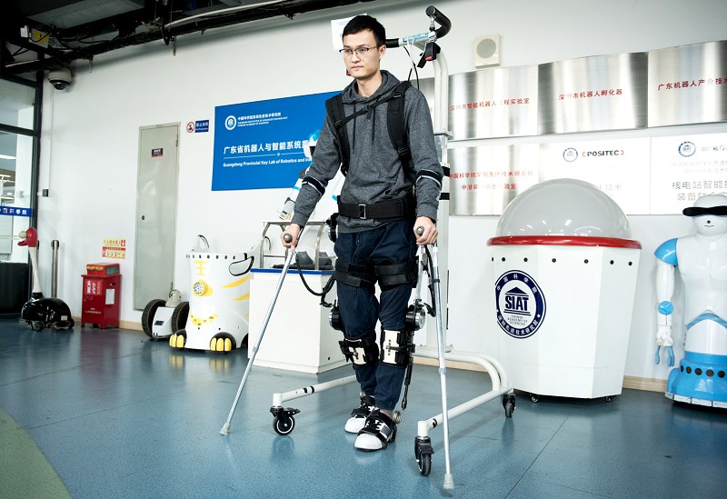 从科幻走进现实的外骨骼机器人
