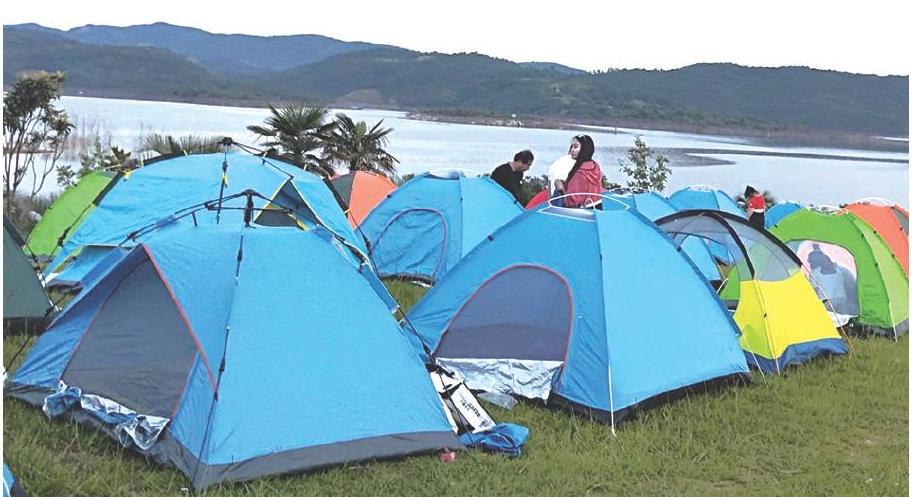 带上一顶帐篷感受浪漫之旅